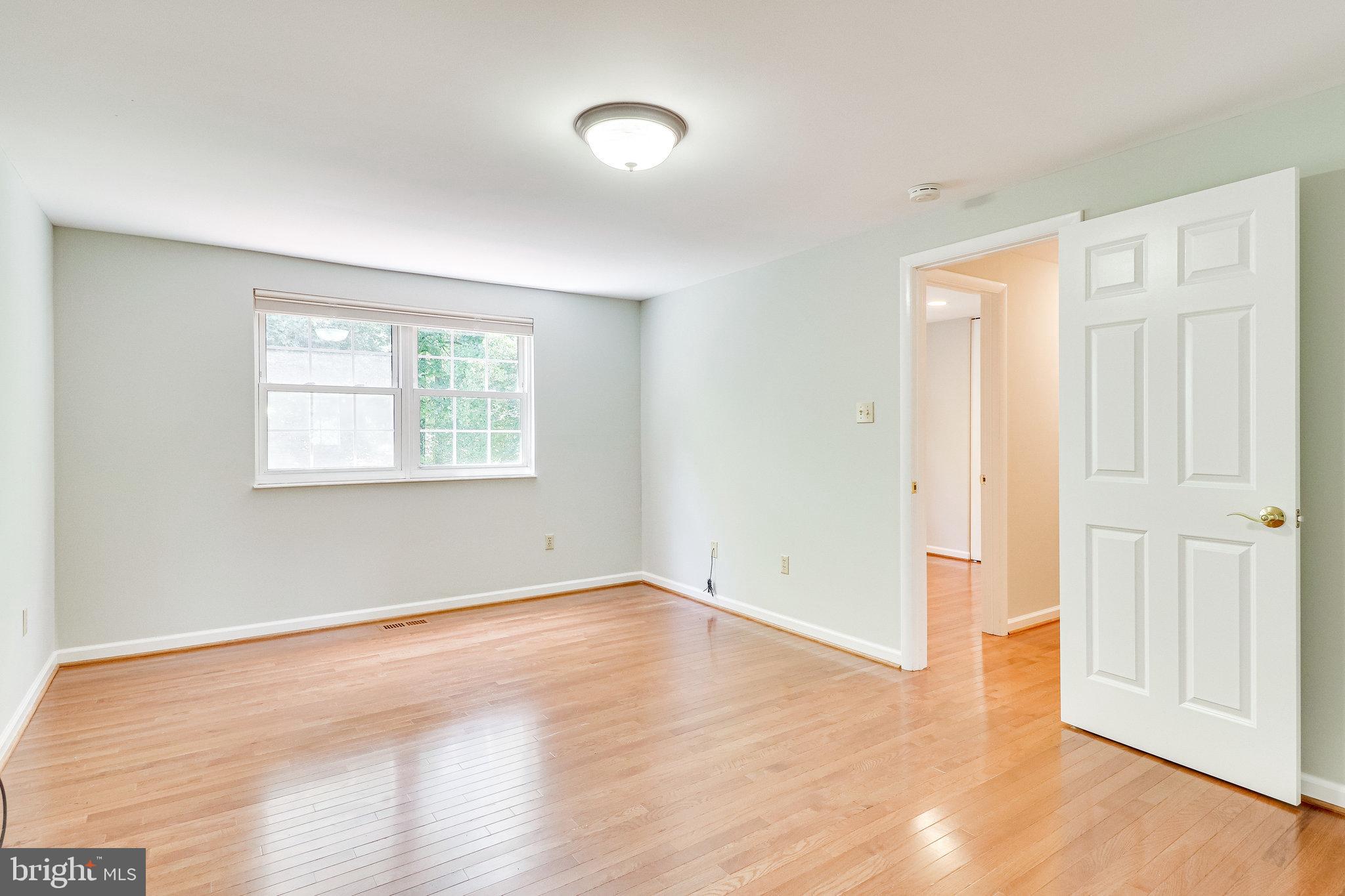 LEXINGTON ESTATES - Residential