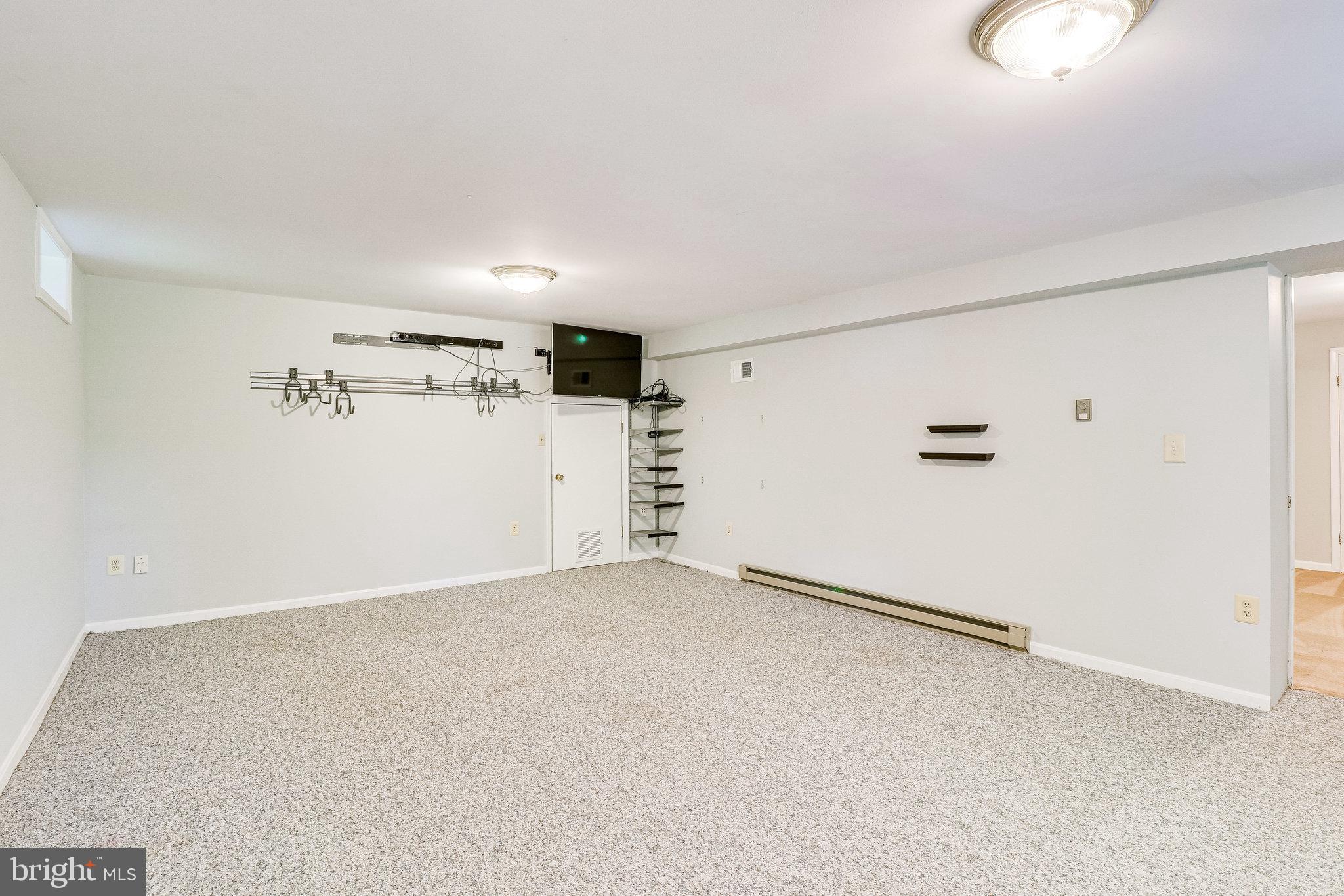 LEXINGTON ESTATES - Residential