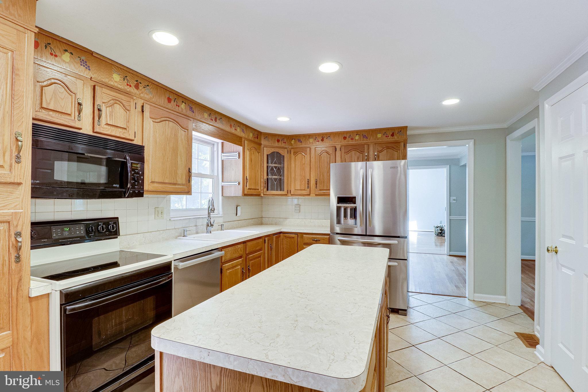LEXINGTON ESTATES - Residential
