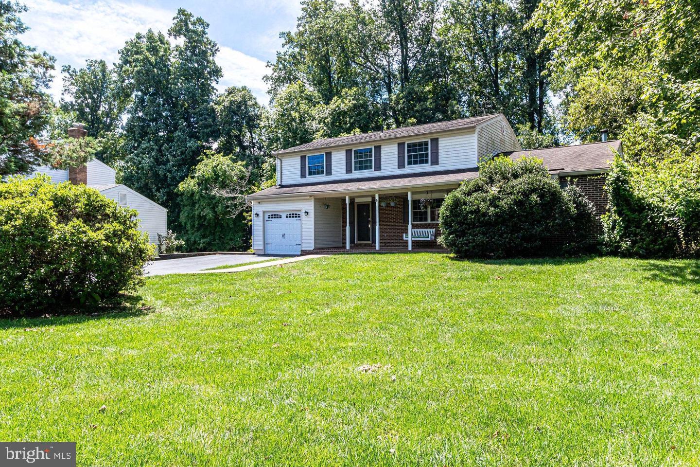 LEXINGTON ESTATES - Residential