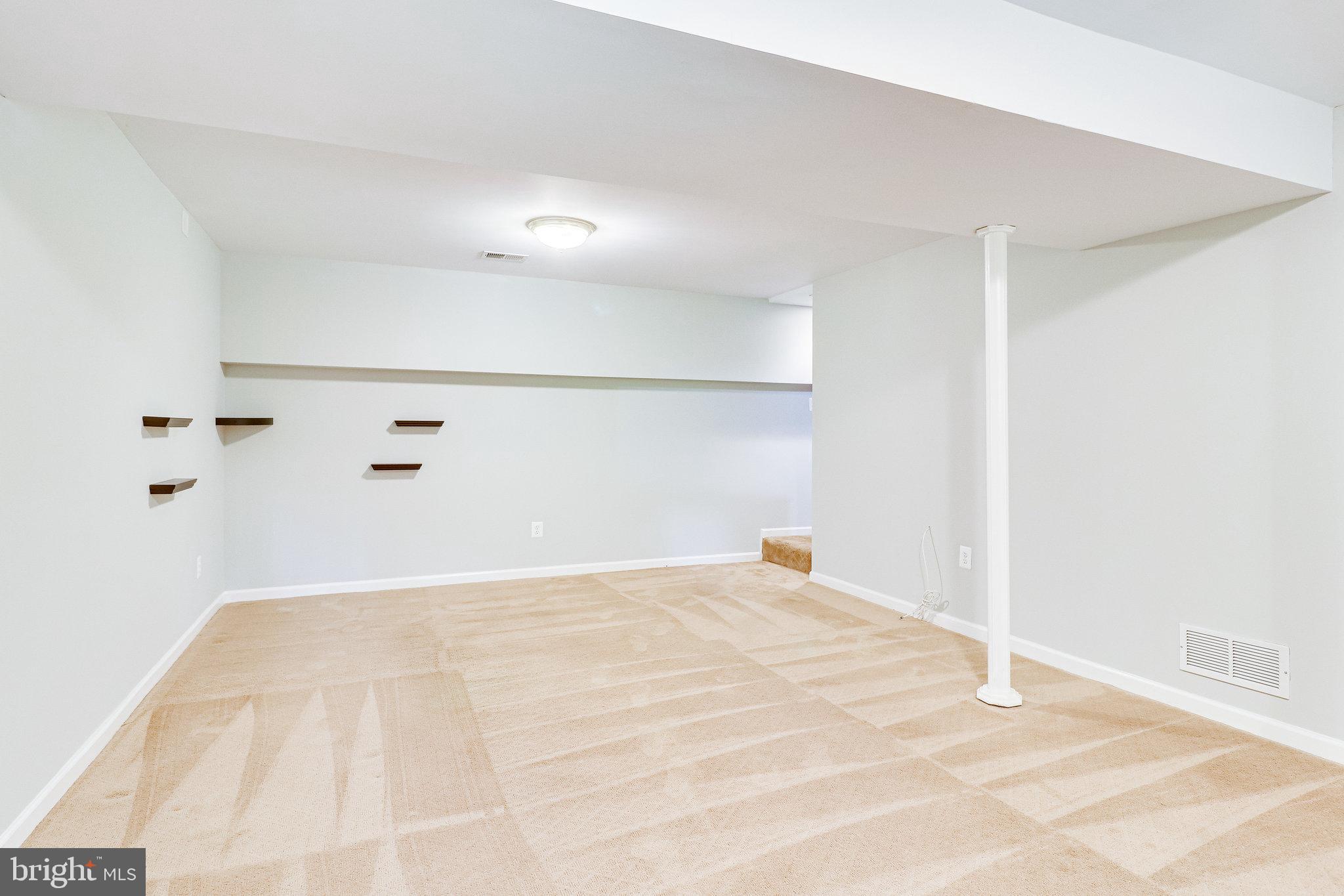 LEXINGTON ESTATES - Residential