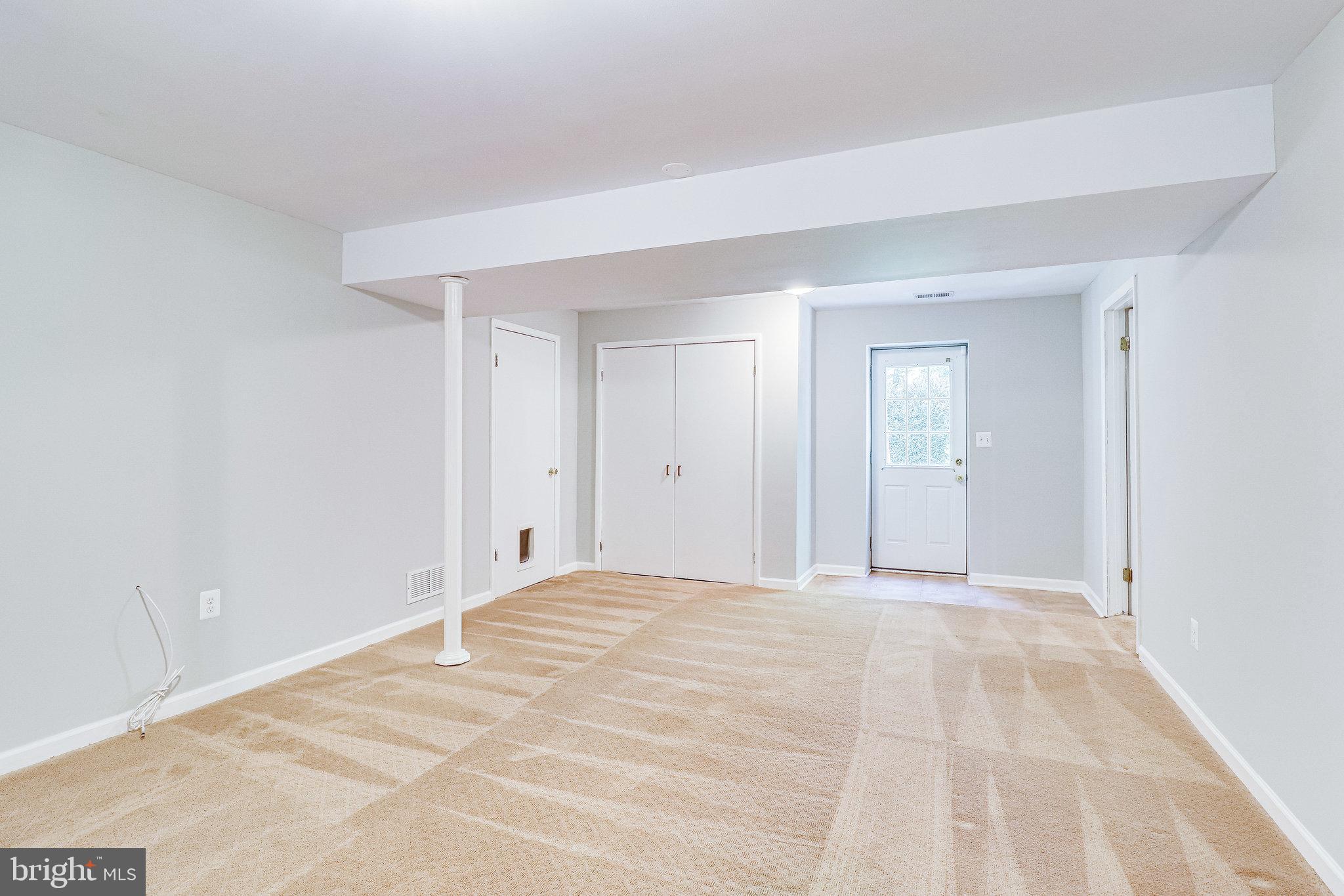 LEXINGTON ESTATES - Residential