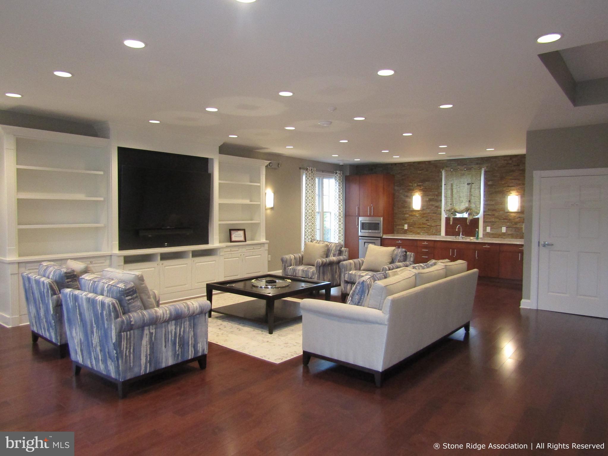 STONE RIDGE - Residential
