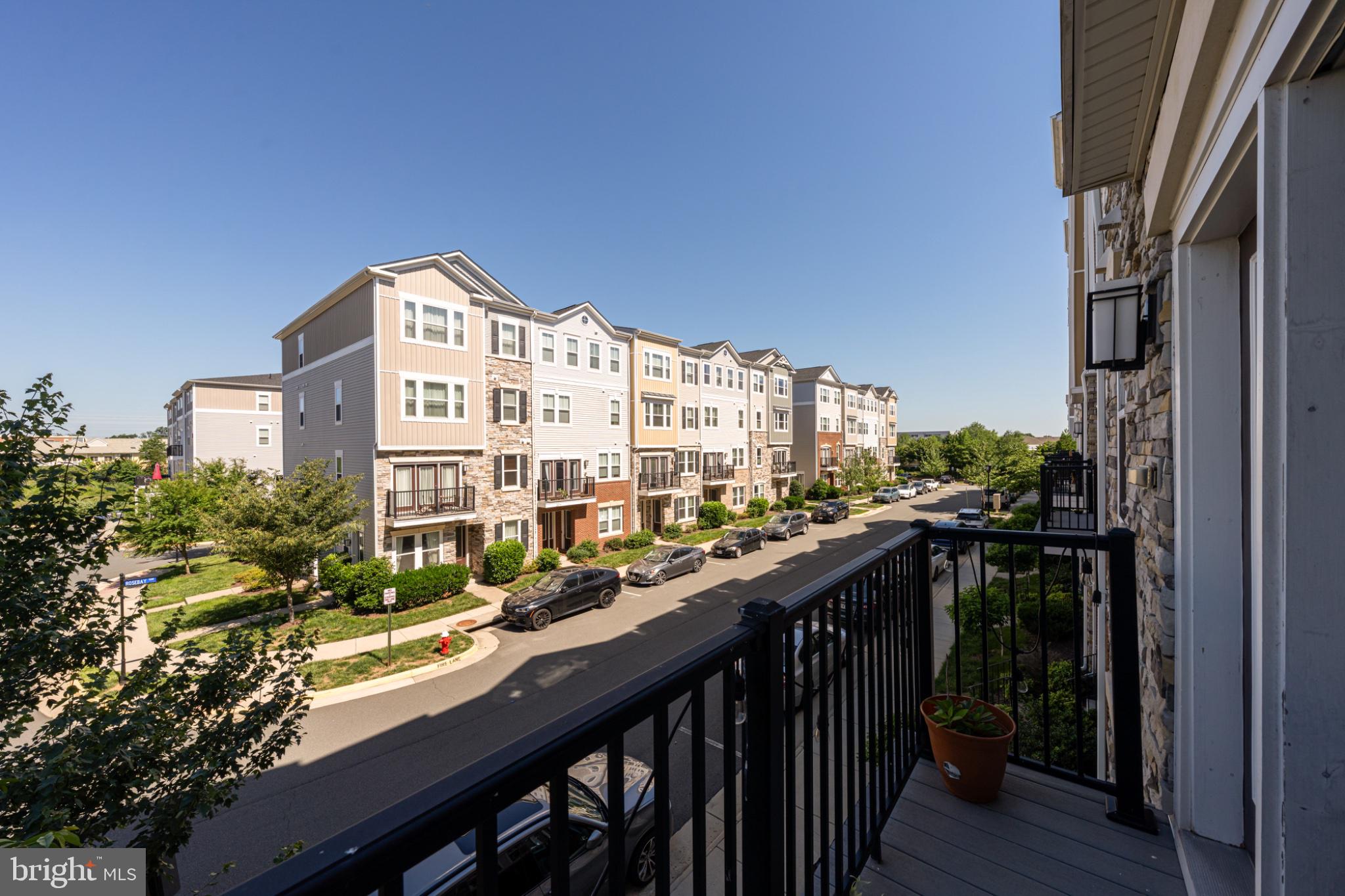 STONE RIDGE - Residential