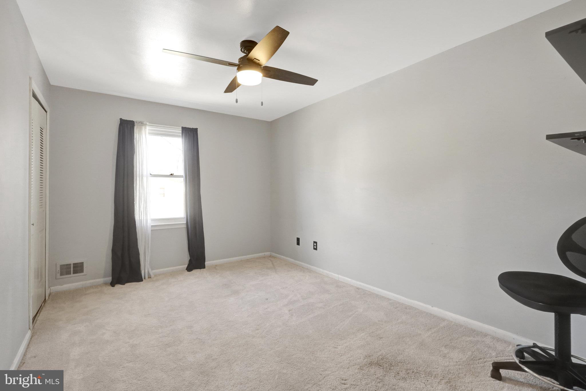 ROLLING VALLEY - Residential