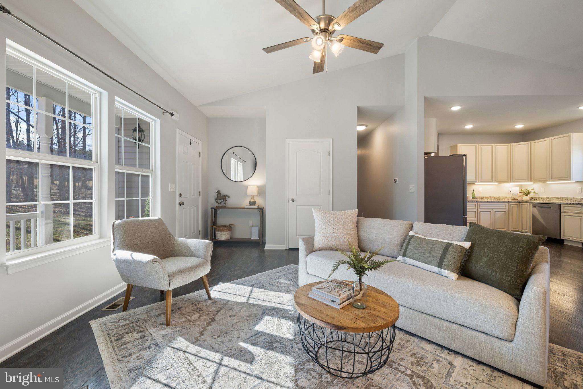 SHEPPERDS GROVE - Residential