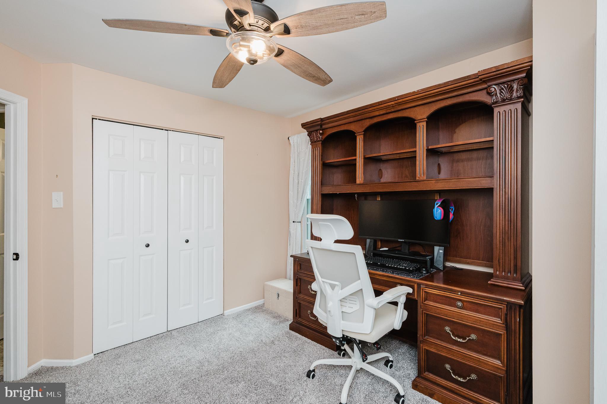VALLEY BROOK - Residential