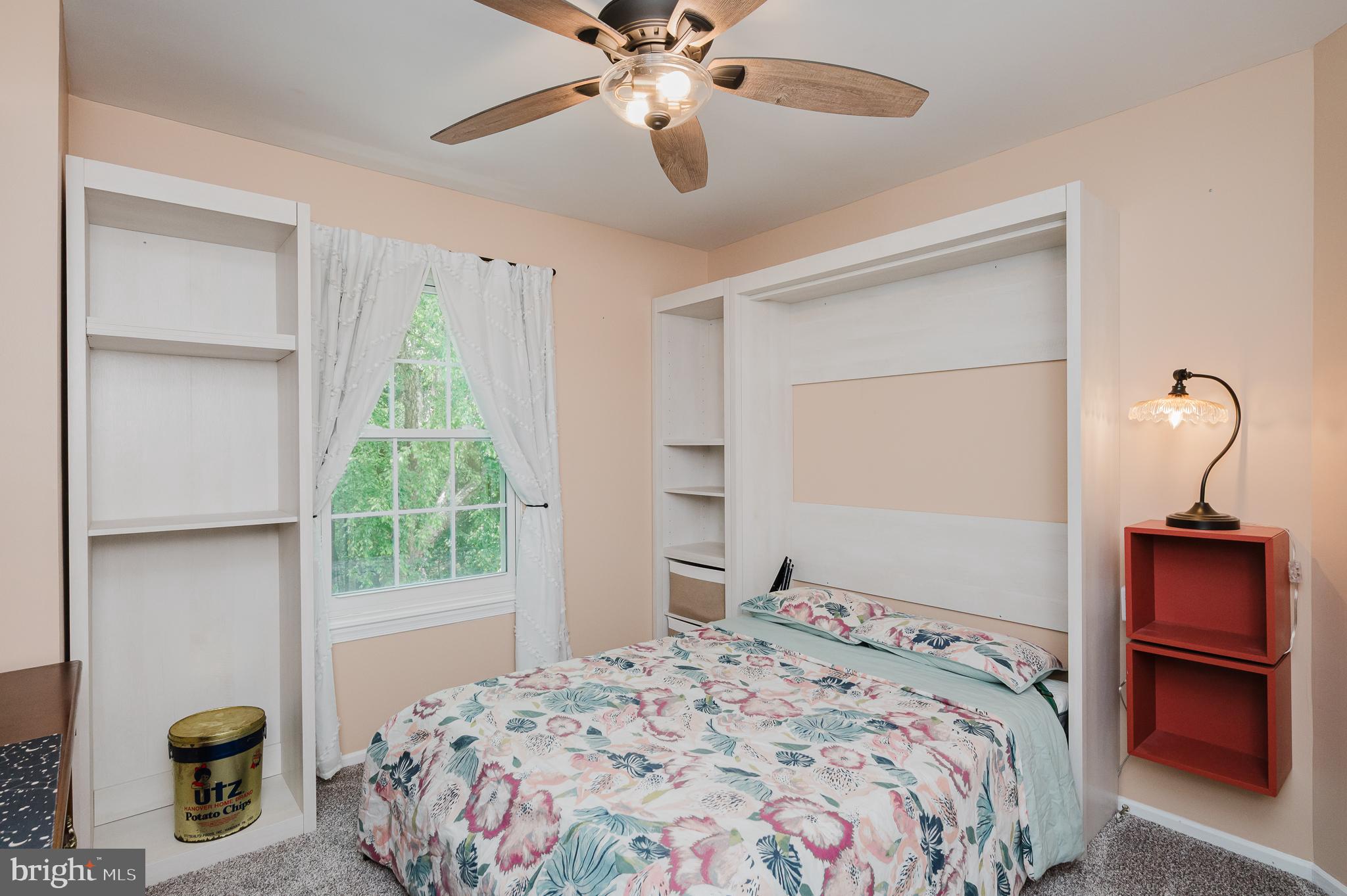 VALLEY BROOK - Residential