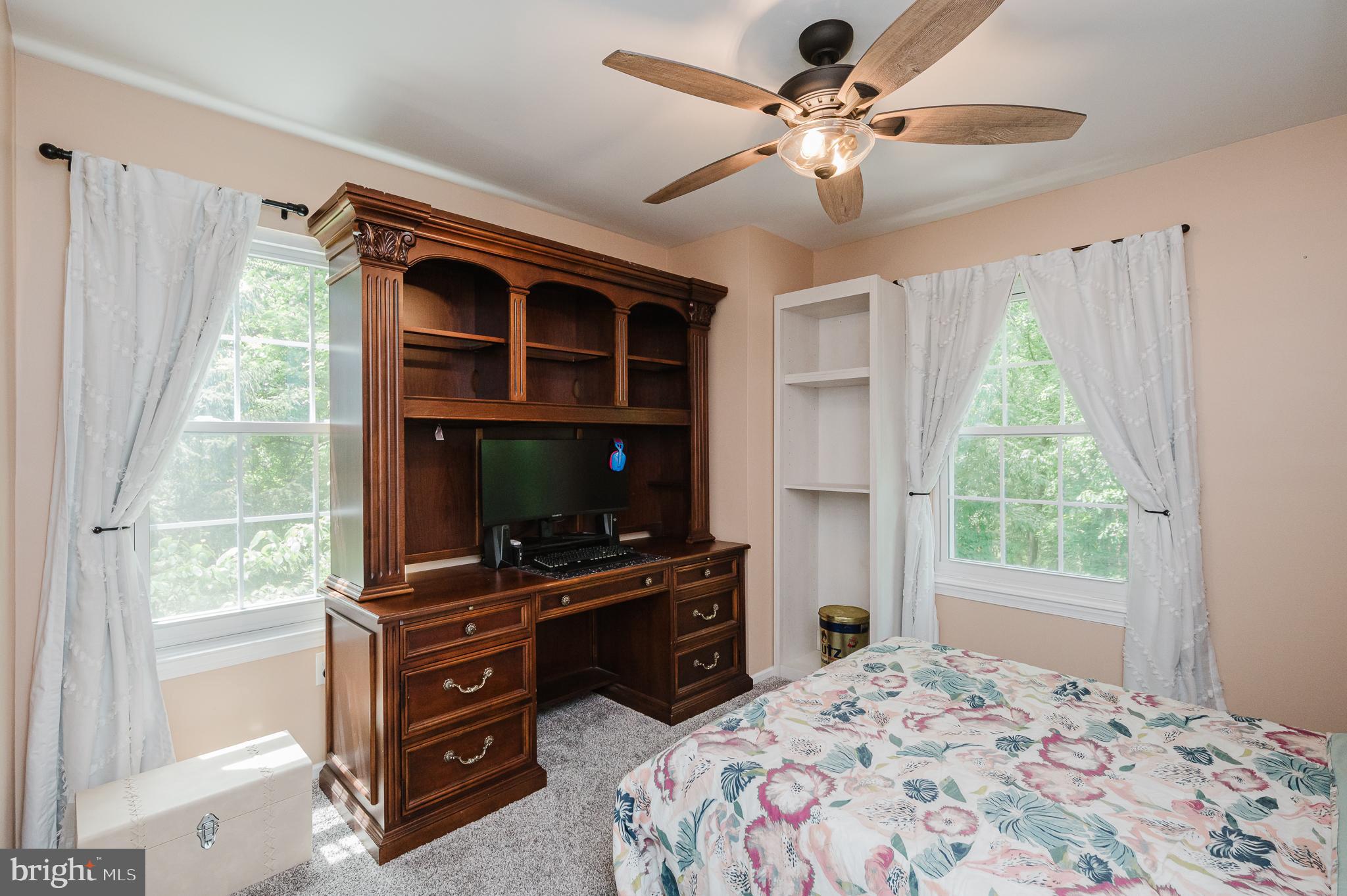 VALLEY BROOK - Residential