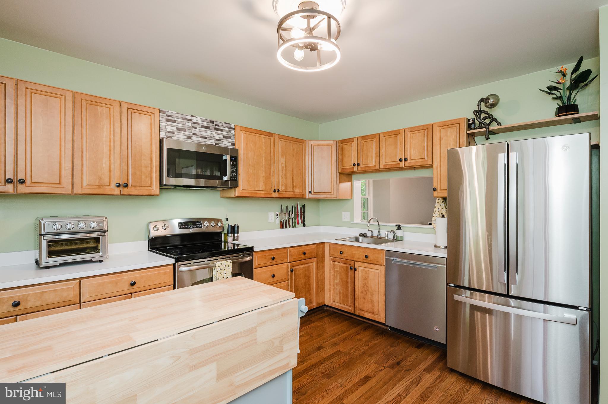 VALLEY BROOK - Residential