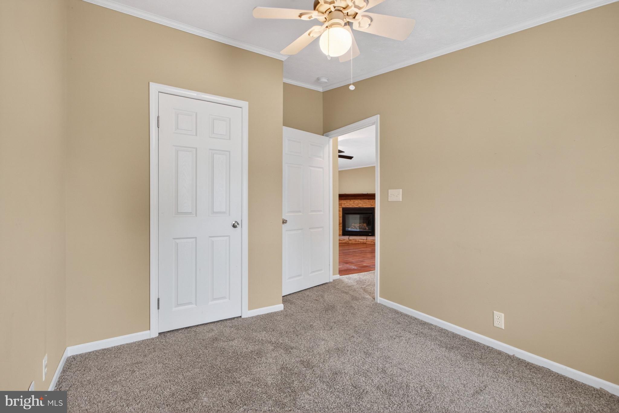 COLONIAL EAST MHP - Residential