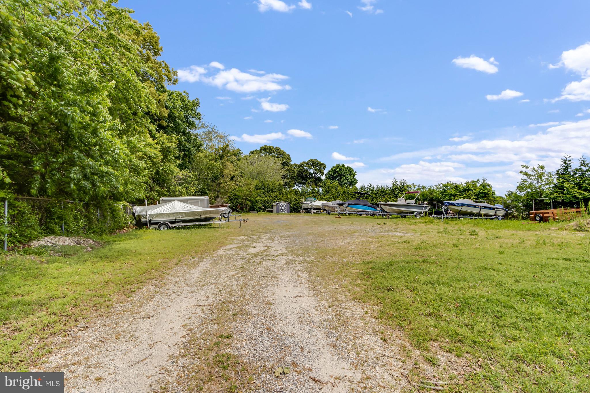 COLONIAL EAST MHP - Residential