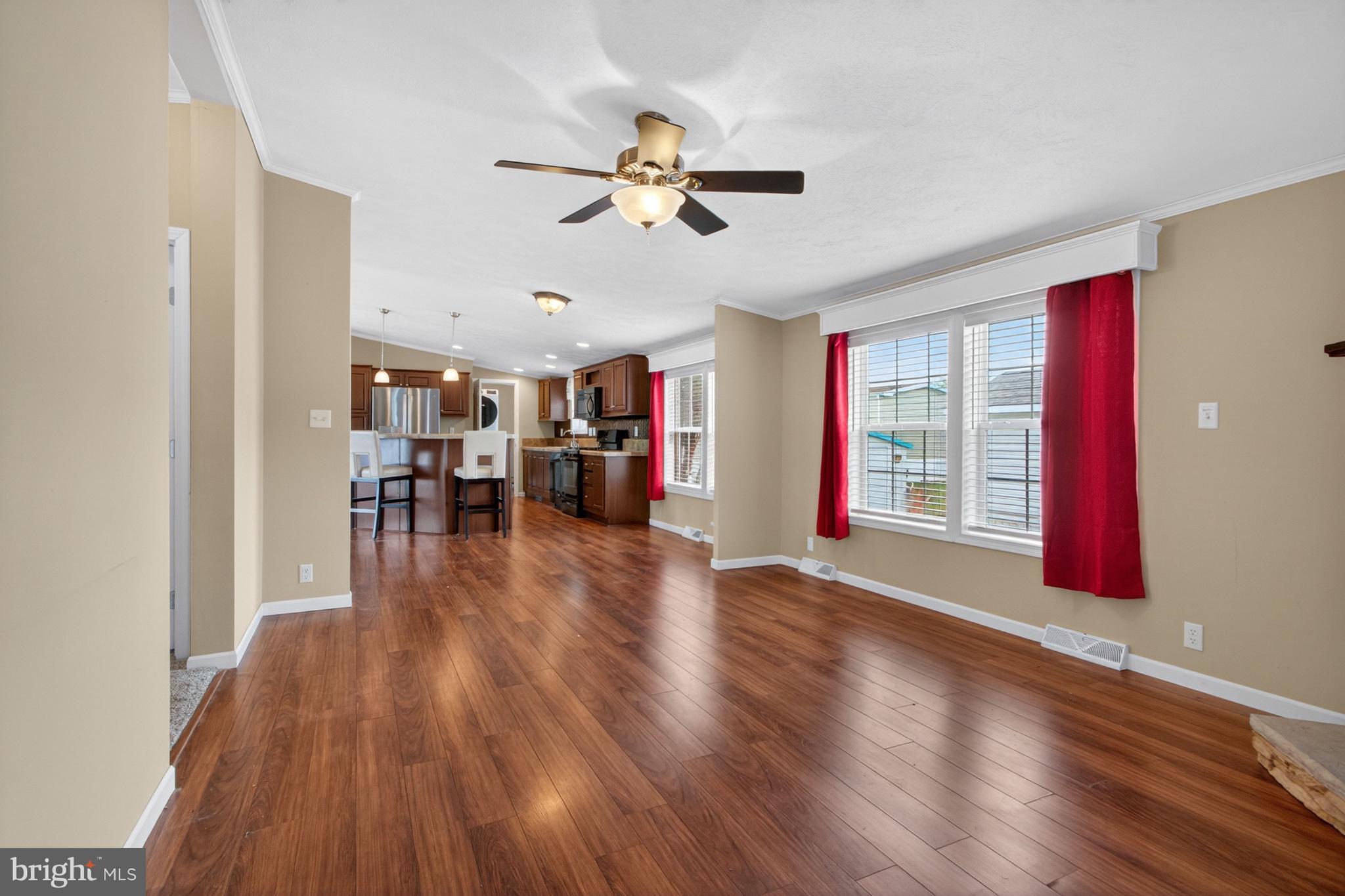 COLONIAL EAST MHP - Residential