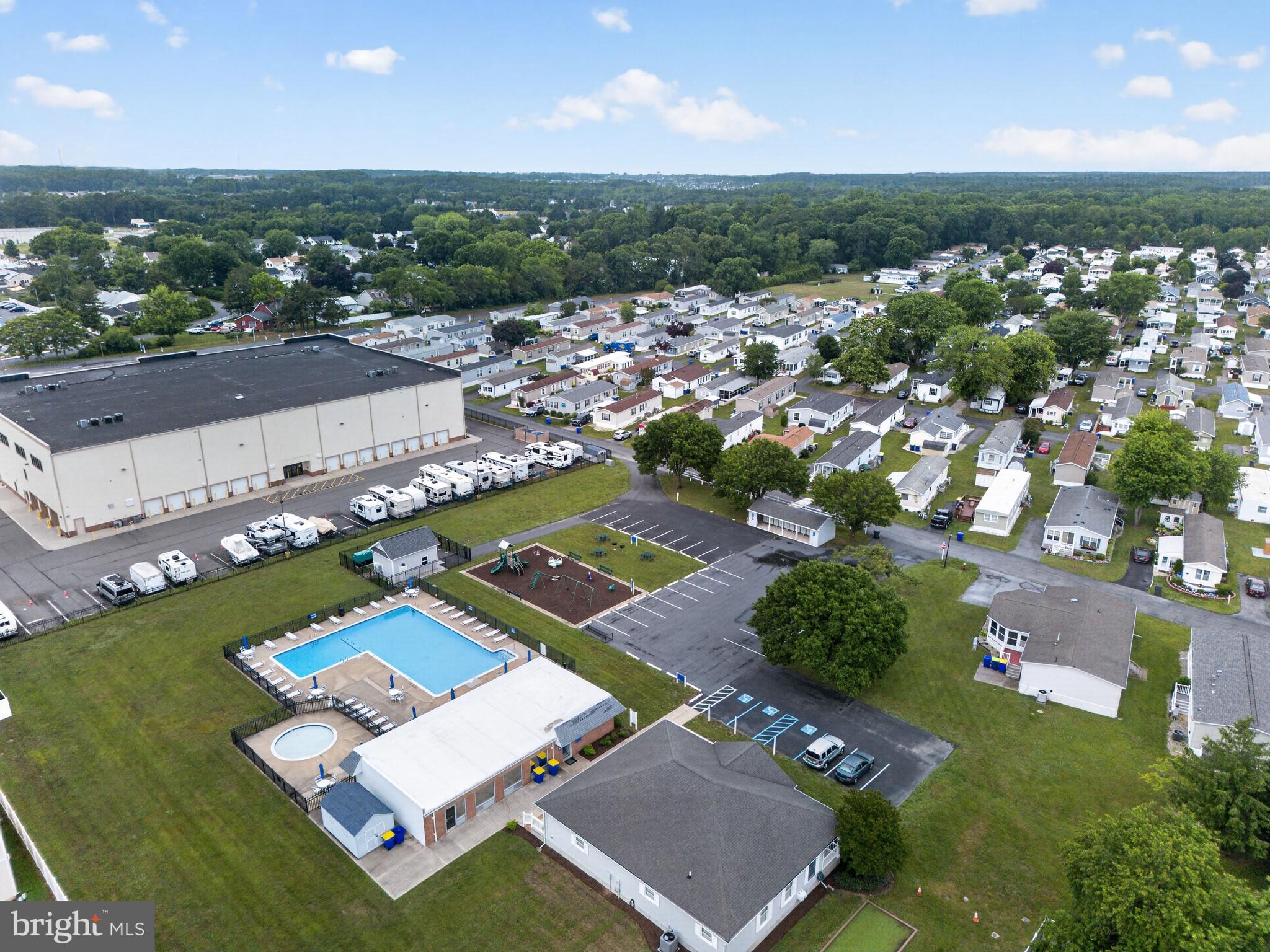 COLONIAL EAST MHP - Residential