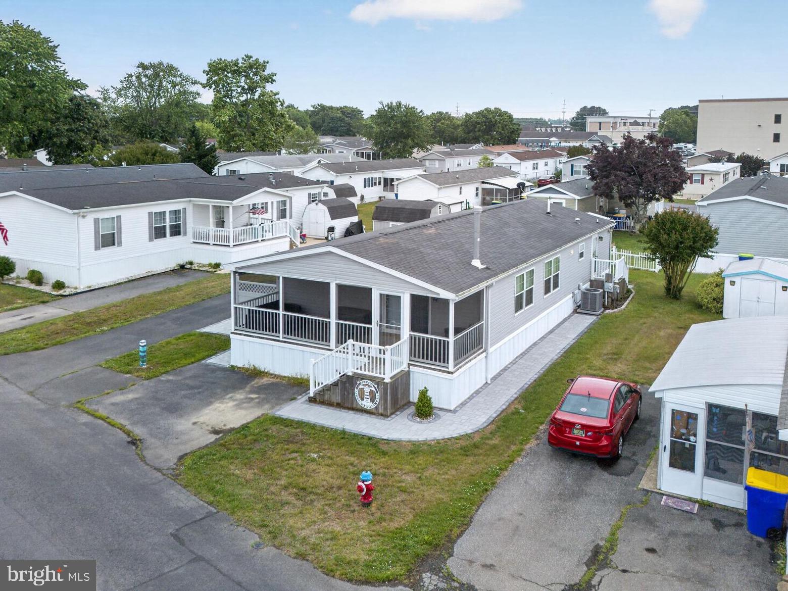COLONIAL EAST MHP - Residential