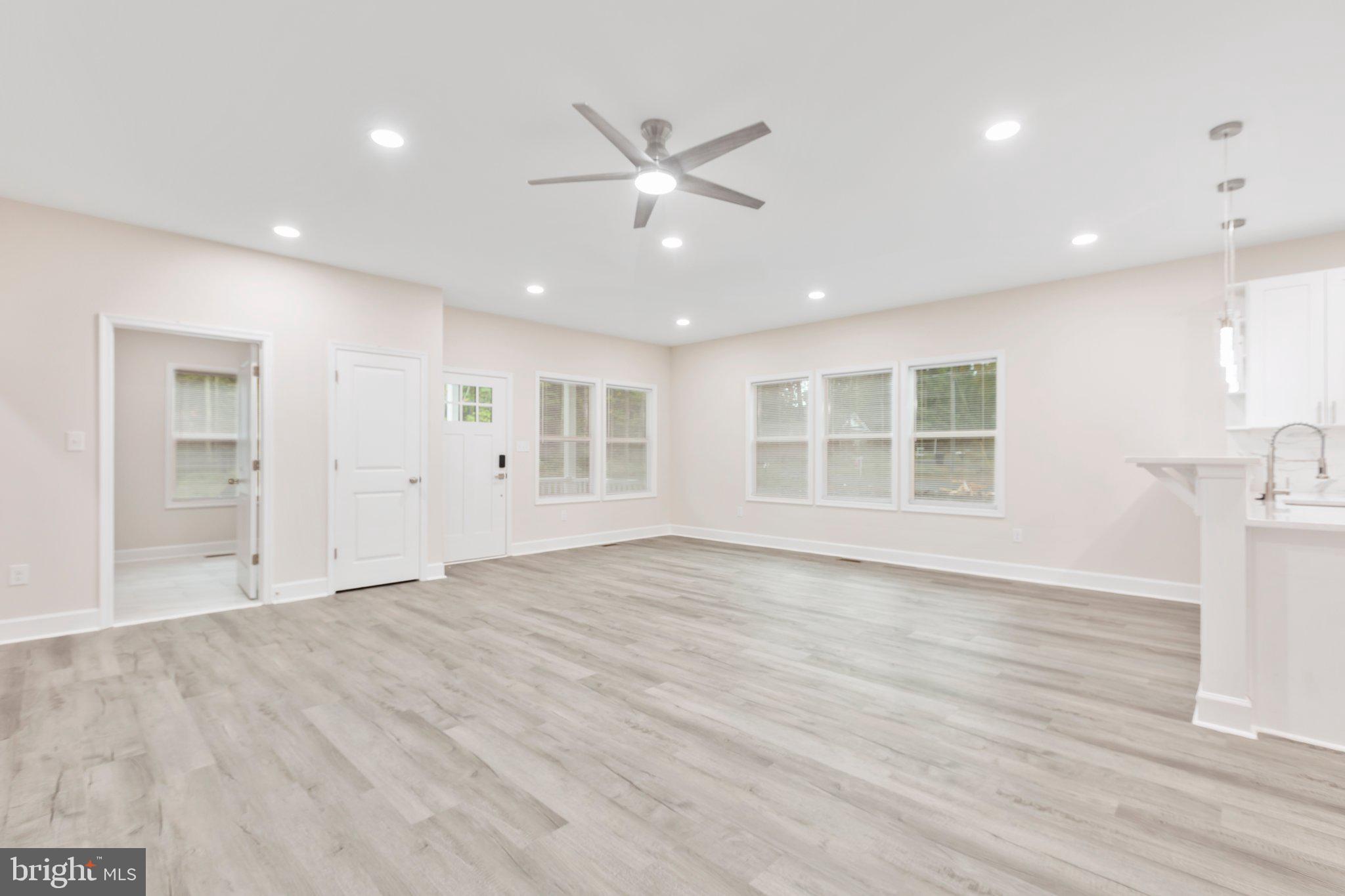 PLACID BAY ESTATES - Residential