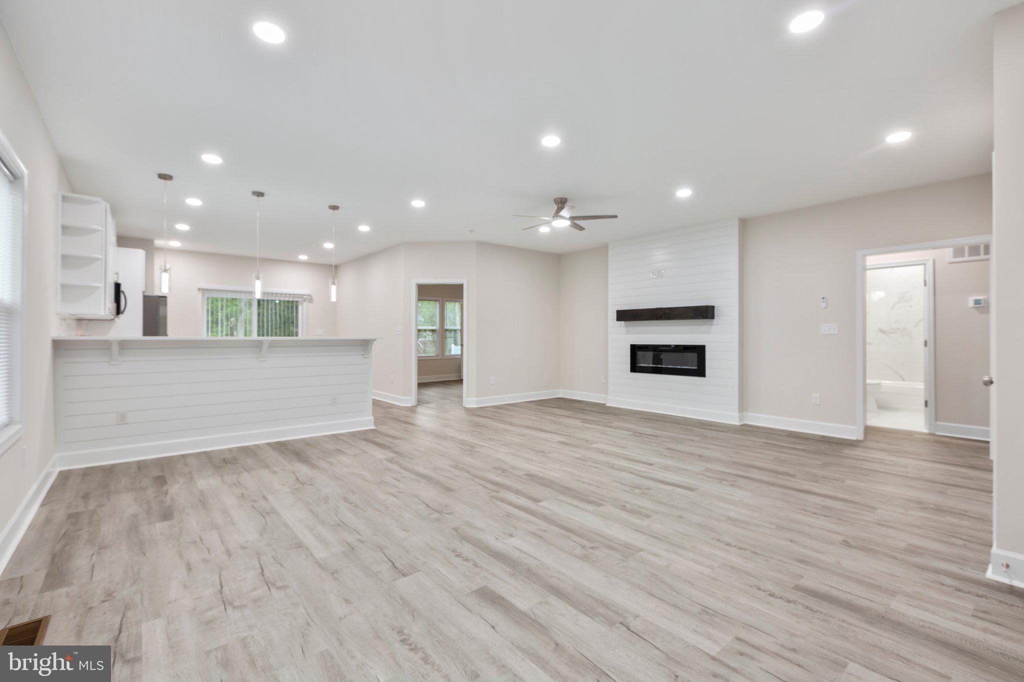 PLACID BAY ESTATES - Residential