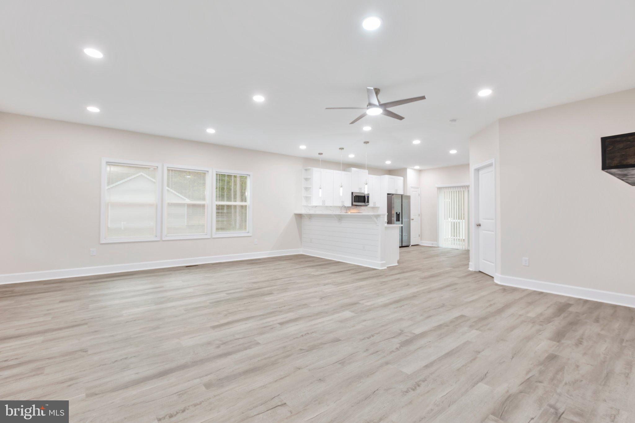 PLACID BAY ESTATES - Residential
