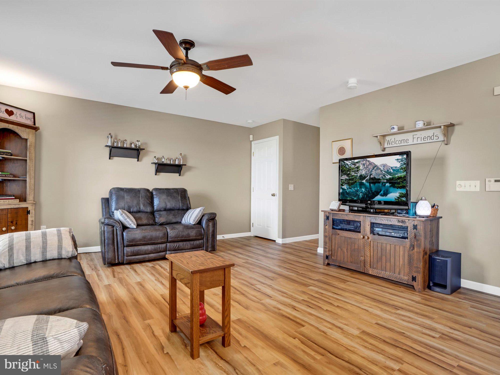 THE LAKES AT DONEGAL SPRINGS - Residential