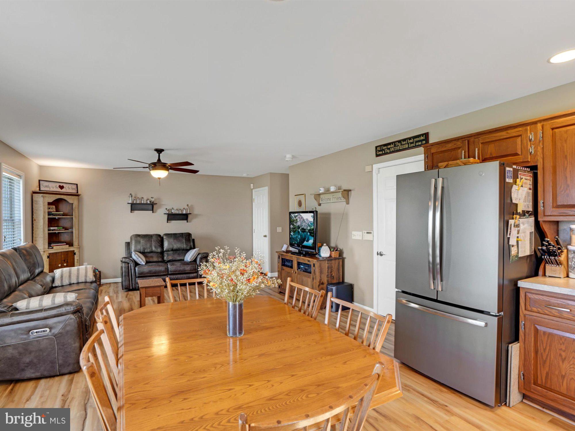 THE LAKES AT DONEGAL SPRINGS - Residential