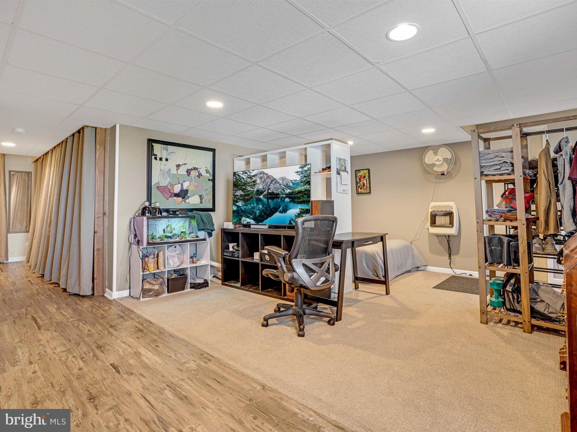THE LAKES AT DONEGAL SPRINGS - Residential