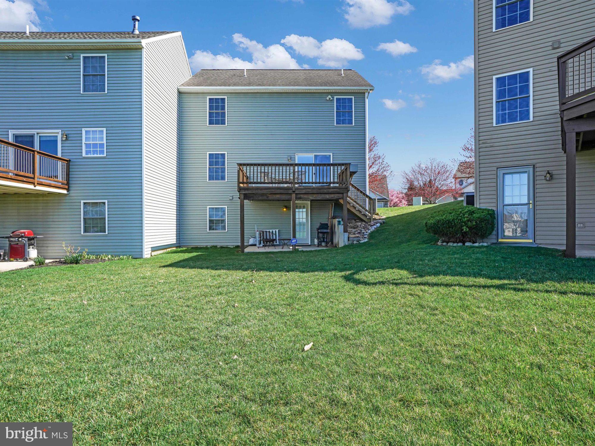 THE LAKES AT DONEGAL SPRINGS - Residential
