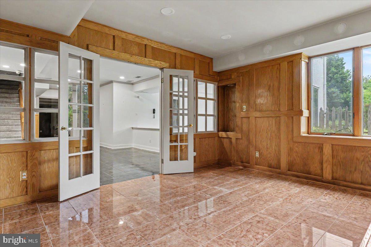 BOWMANS TOWER FARM - Residential