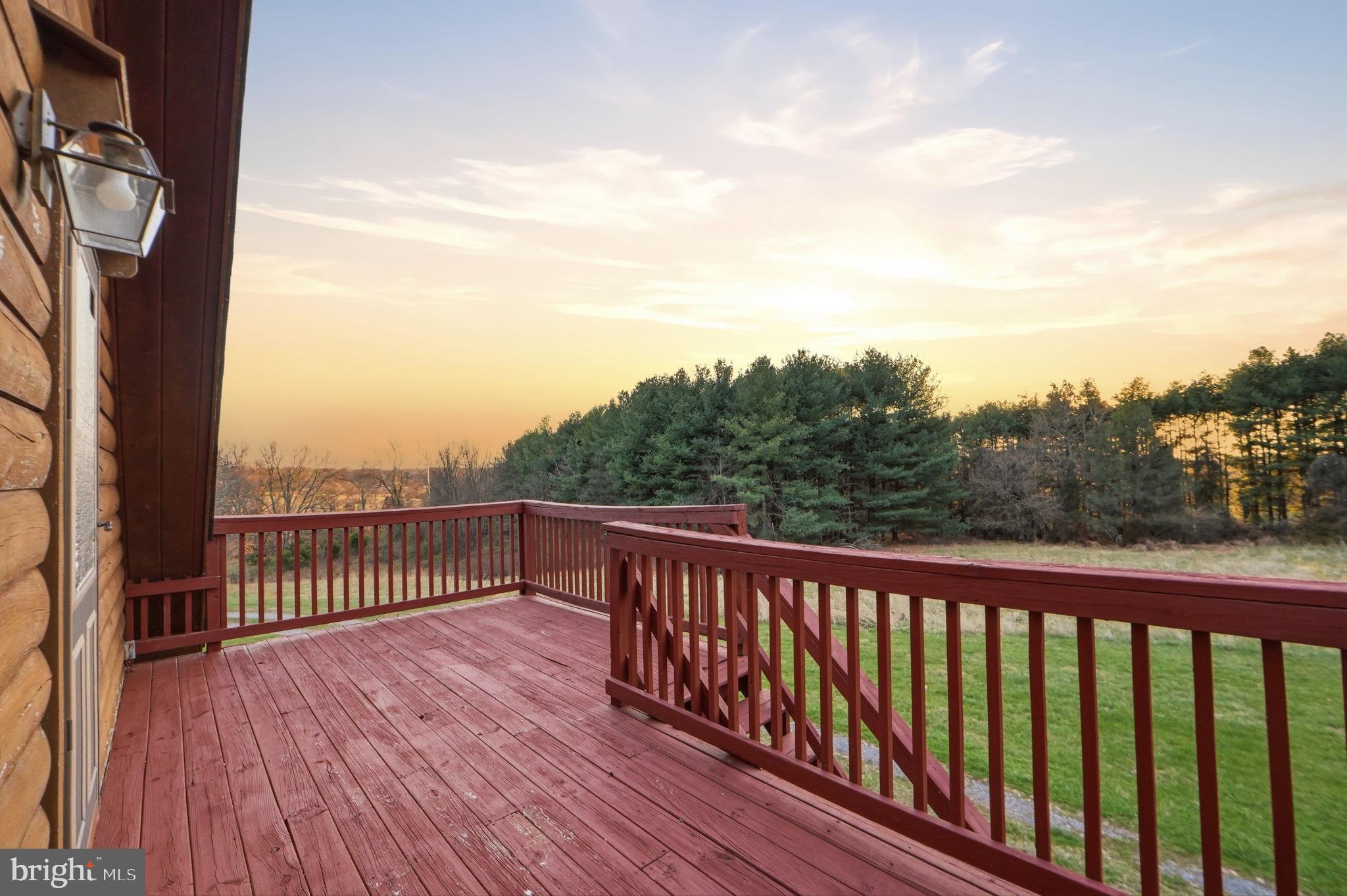 POOLESVILLE OUTSIDE - Farm