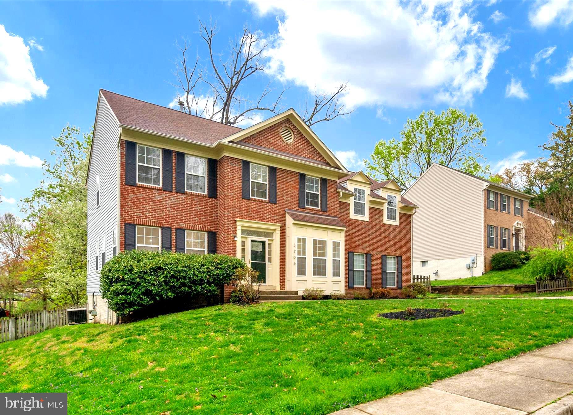 KENSINGTON VIEW - Residential