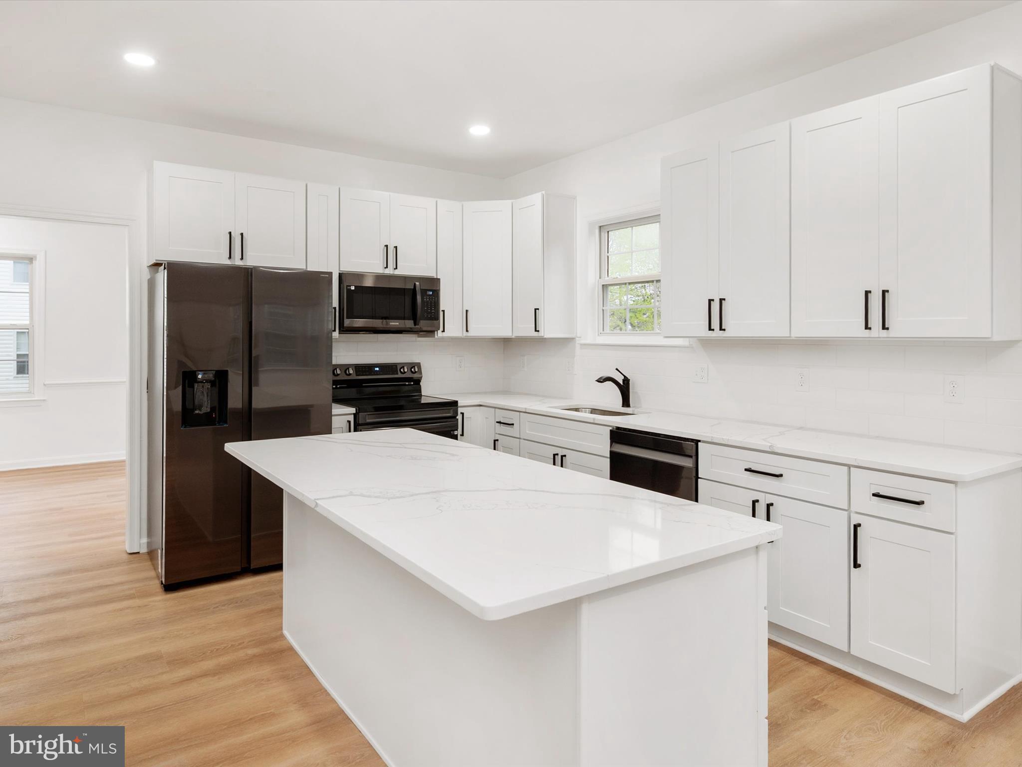 KENSINGTON VIEW - Residential