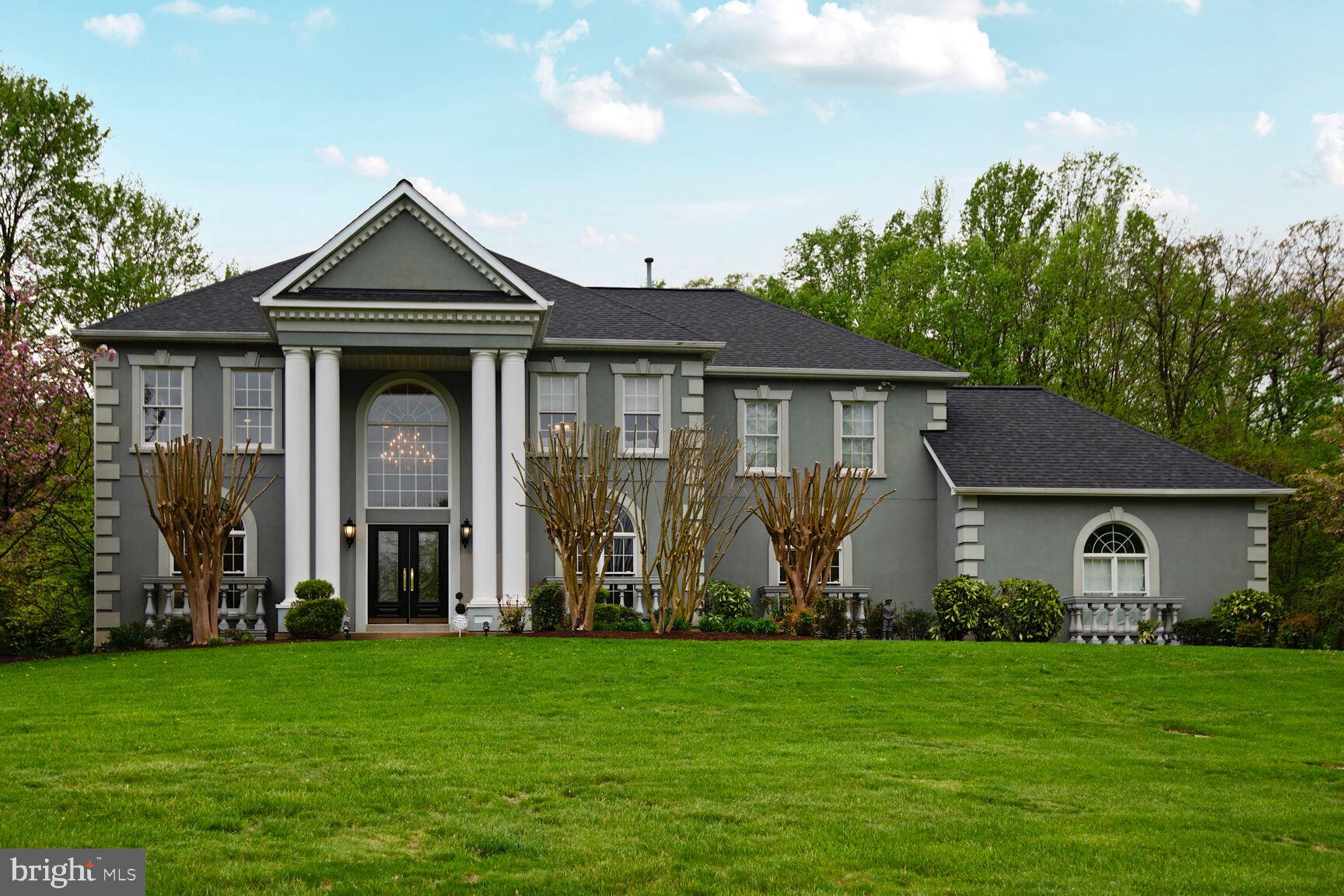SOUTH RIVER COLONY - Residential
