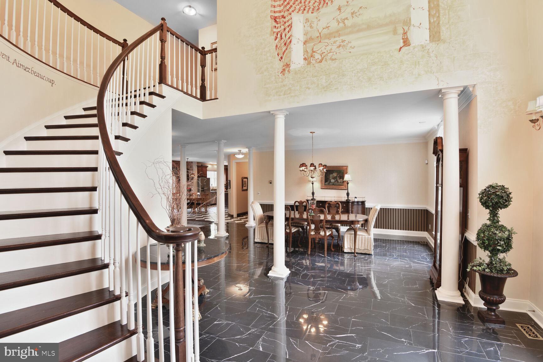 SOUTH RIVER COLONY - Residential