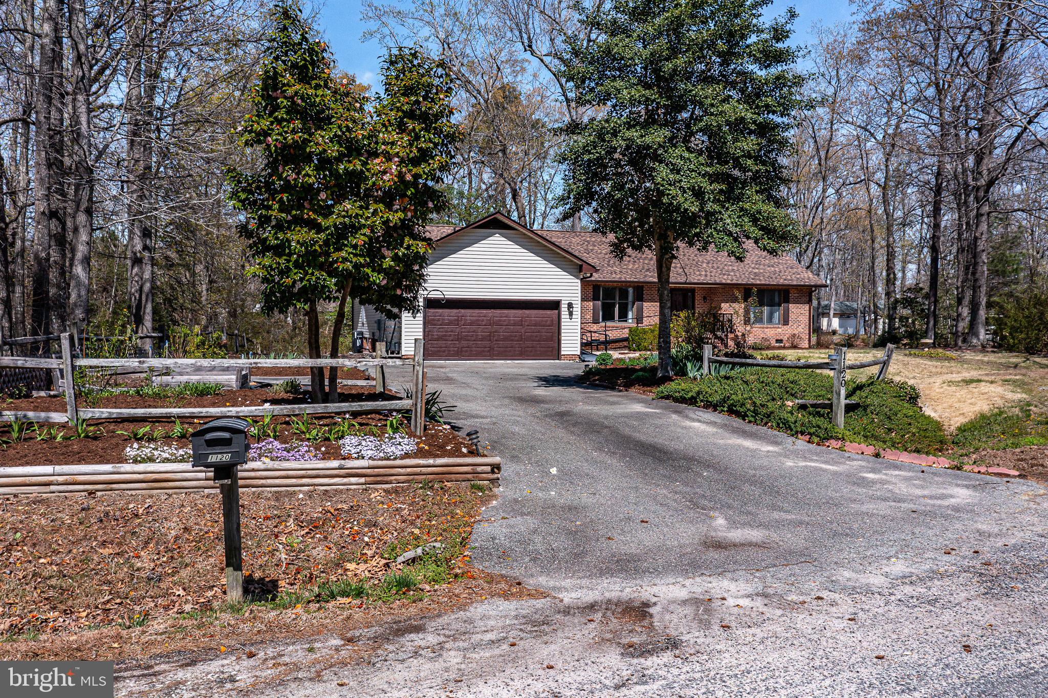 OLD CREEK - Residential