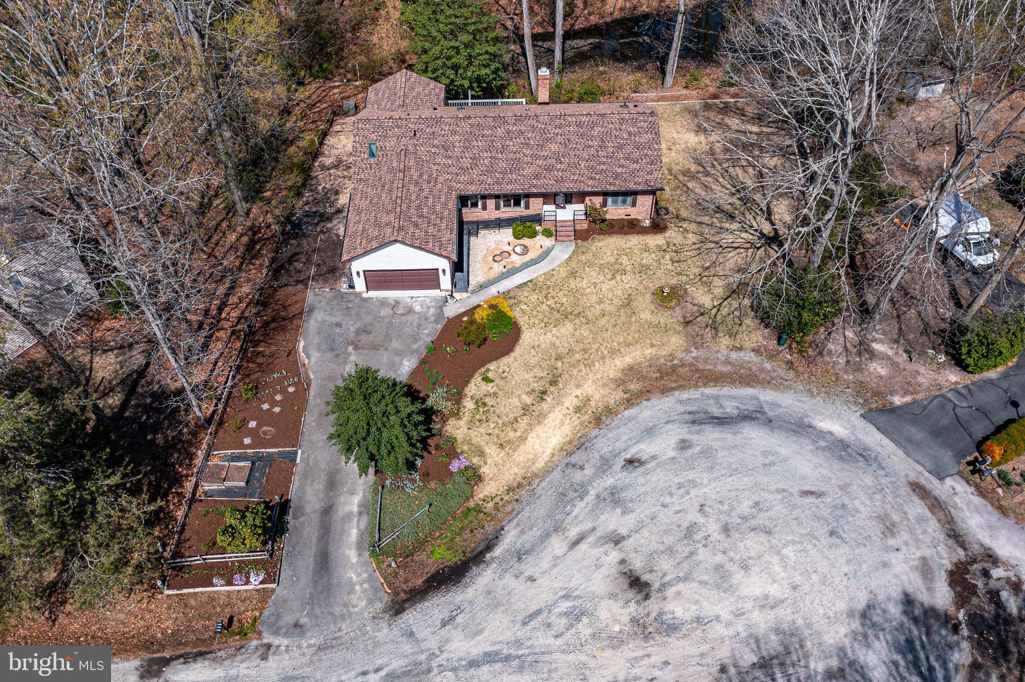 OLD CREEK - Residential