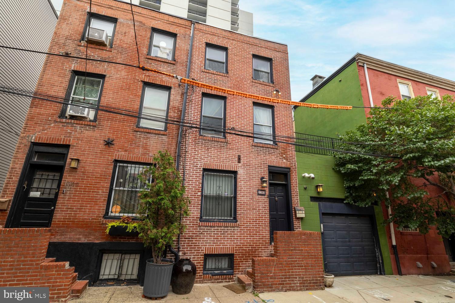 WASHINGTON SQ WEST - Residential