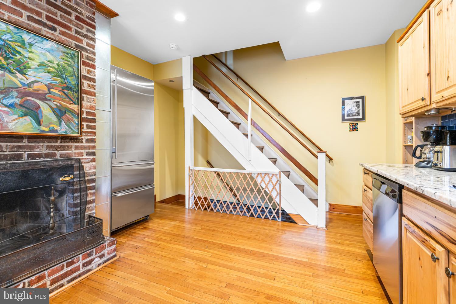 WASHINGTON SQ WEST - Residential