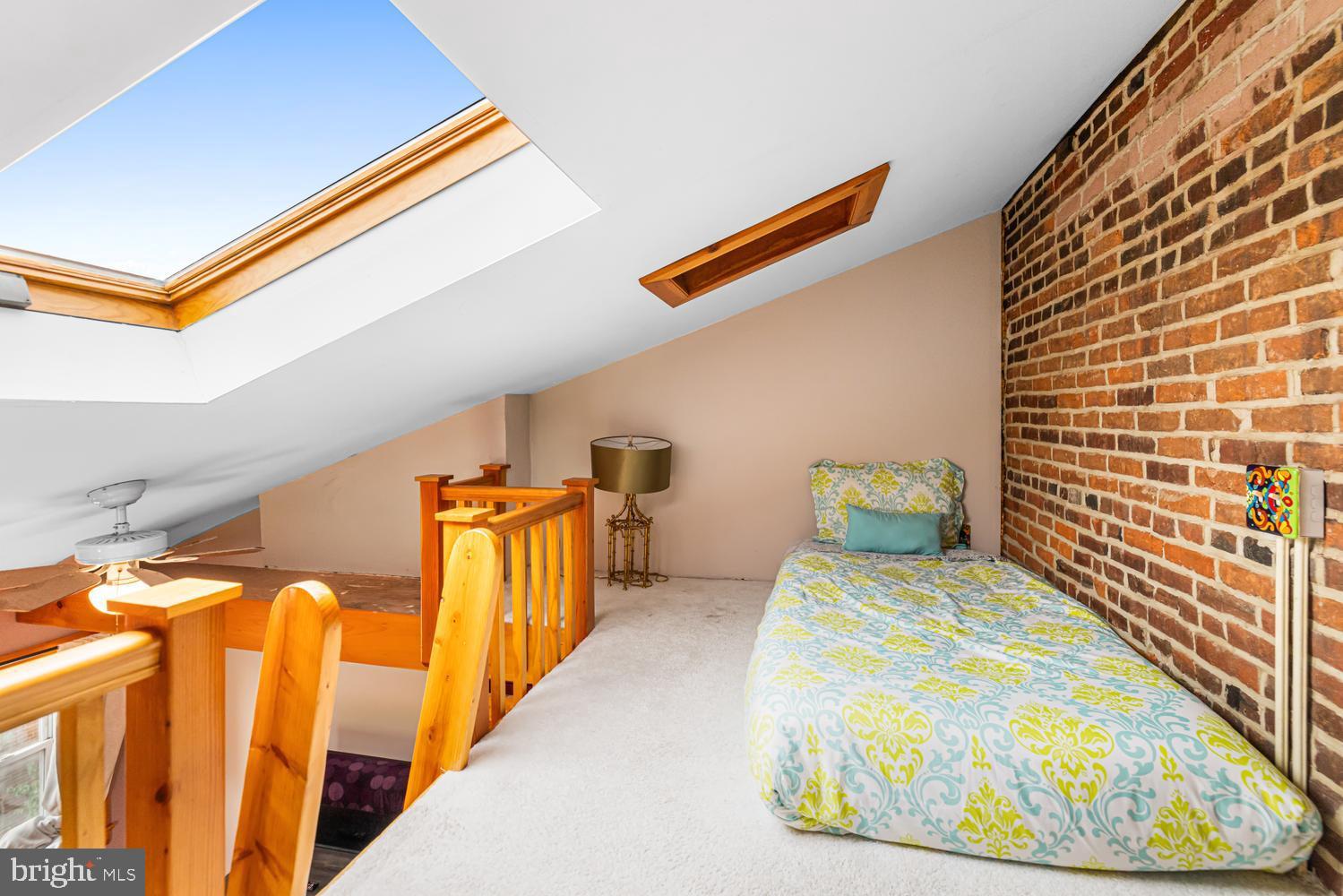 WASHINGTON SQ WEST - Residential