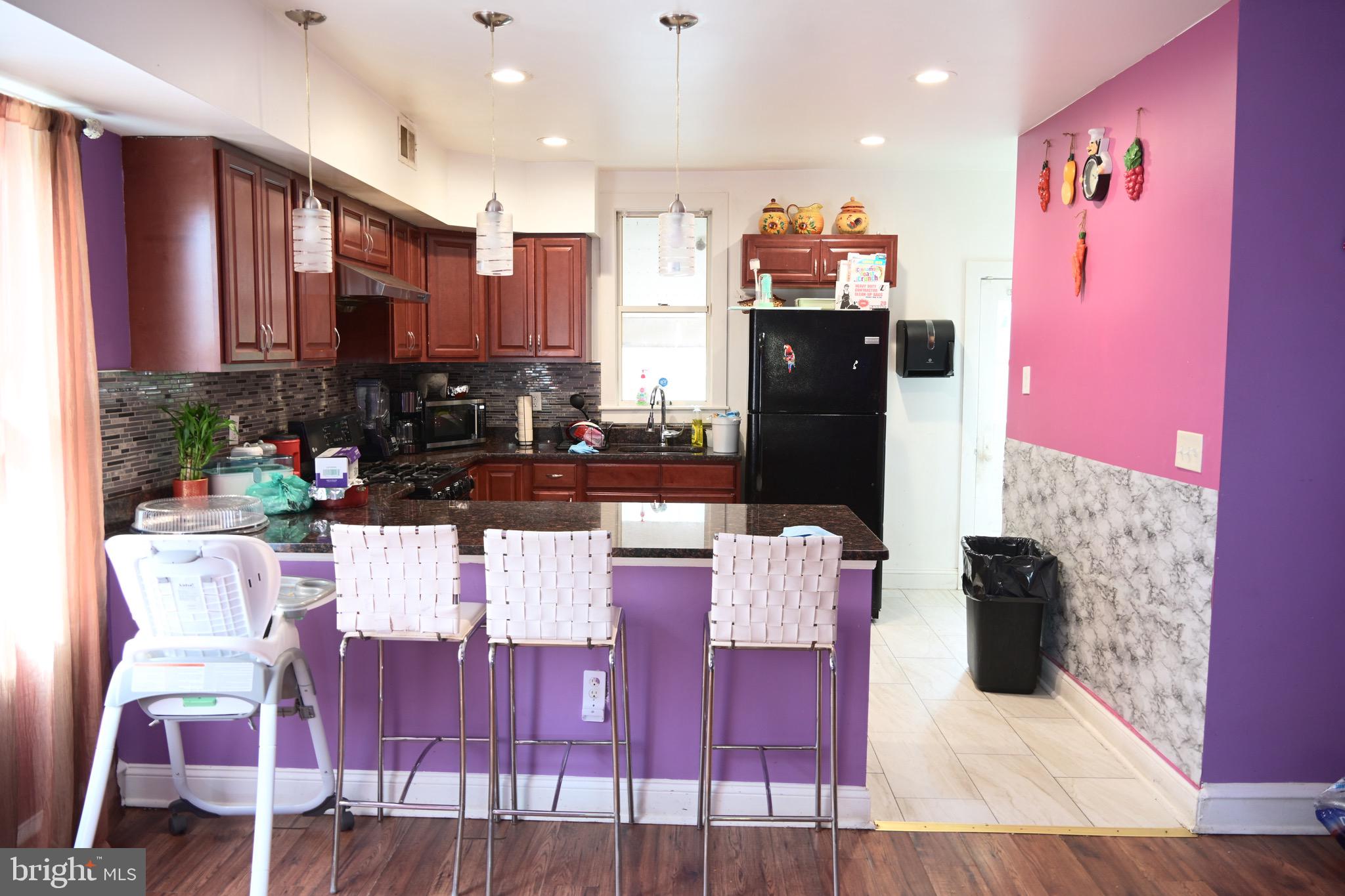 FOX CHASE - Residential