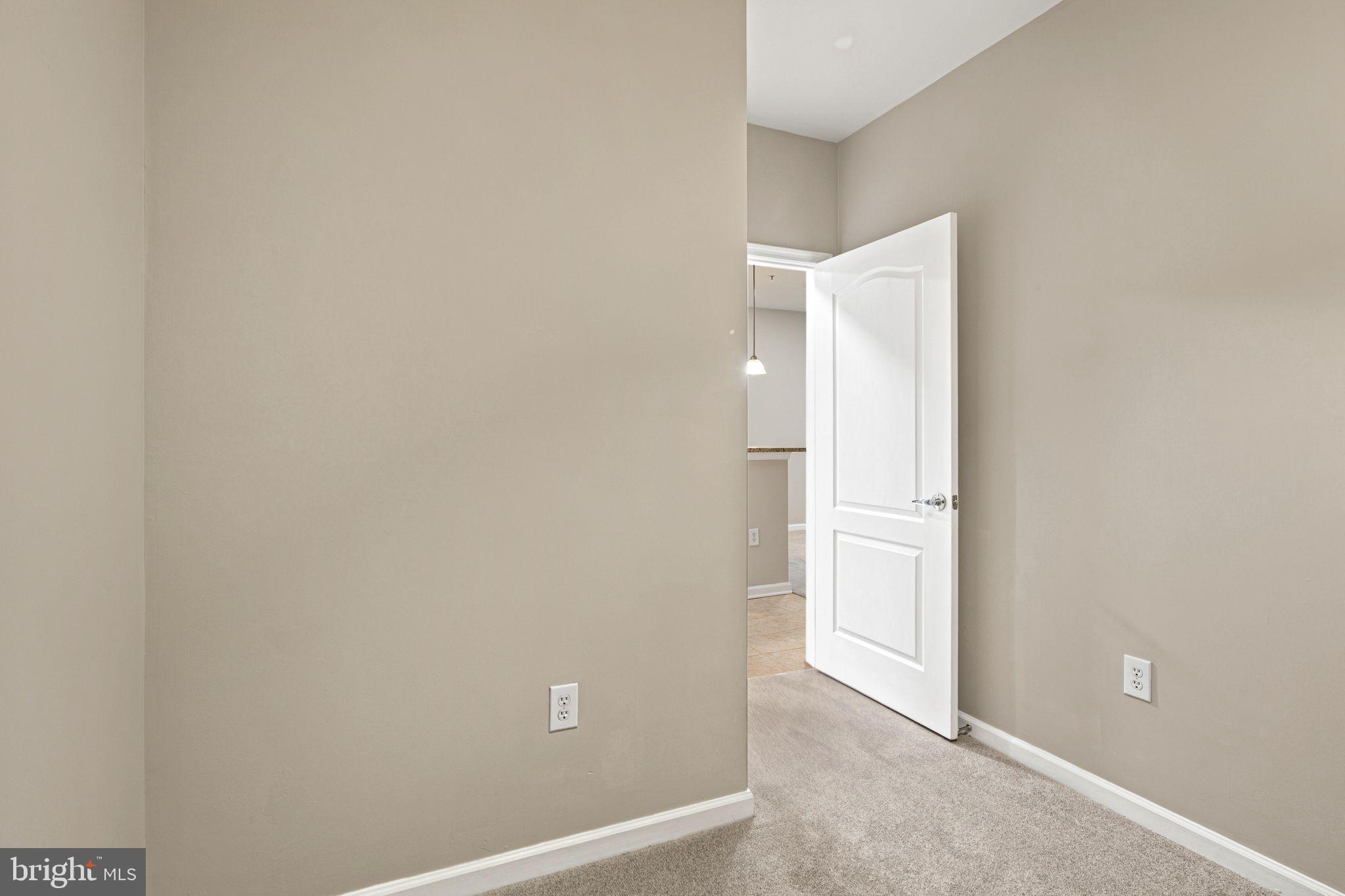 THE GRANDE AT RIVERVIEW - Residential