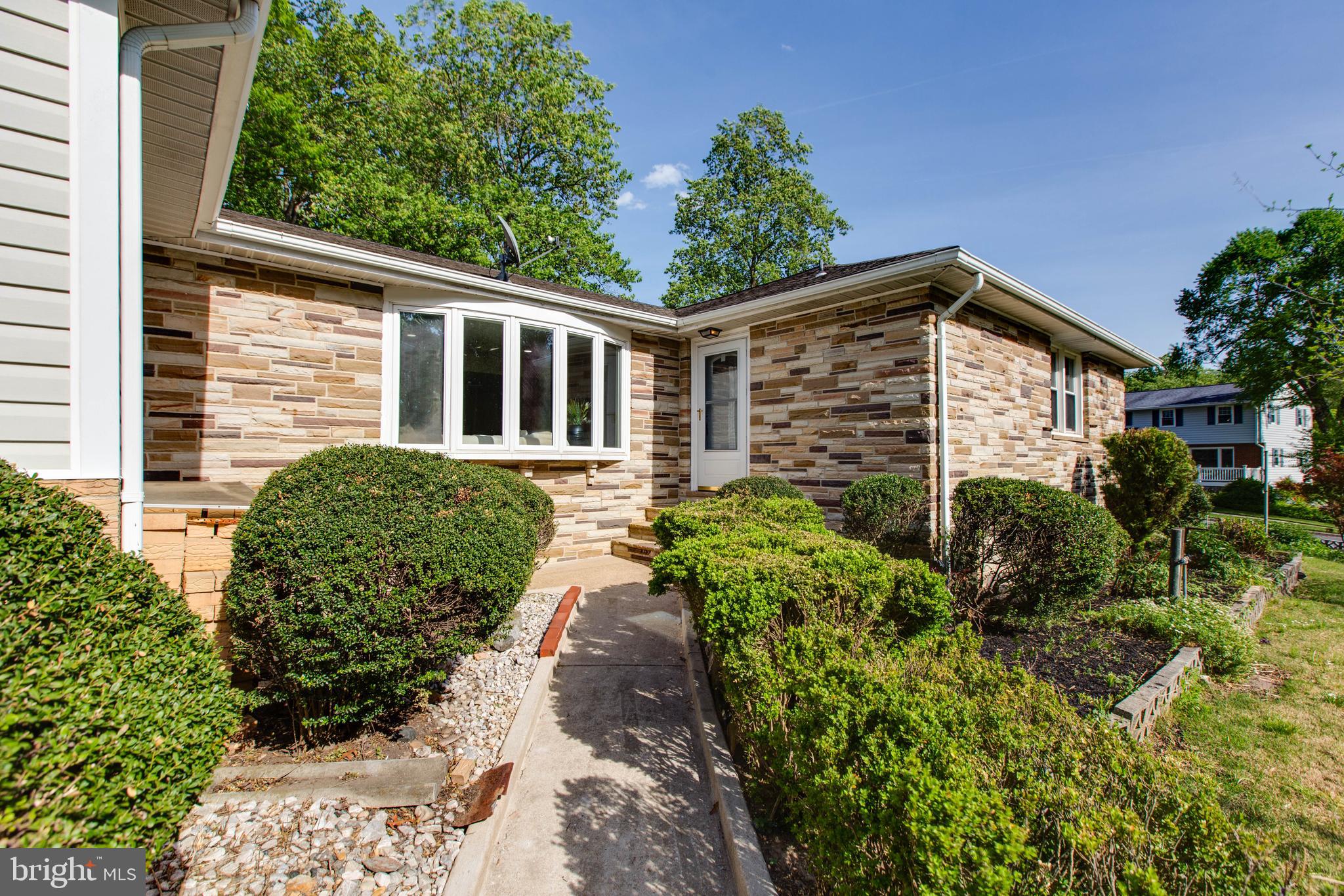 MICHAELTON MANOR - Residential
