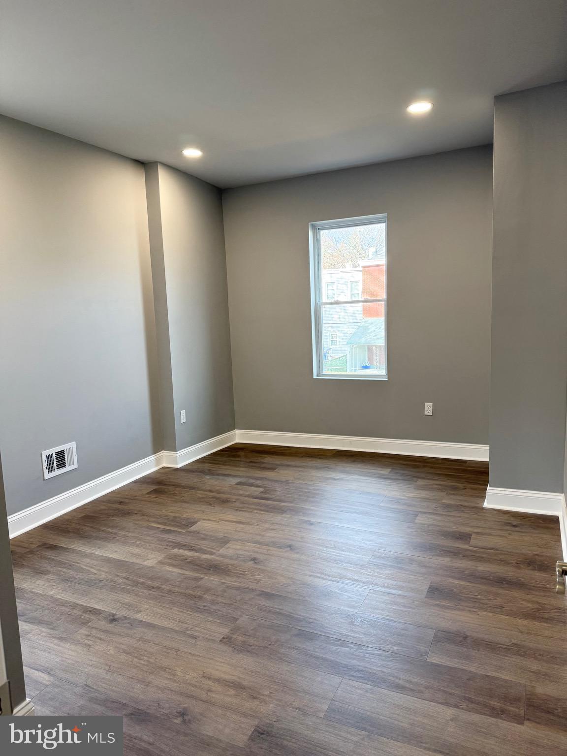COBBS CREEK - Residential