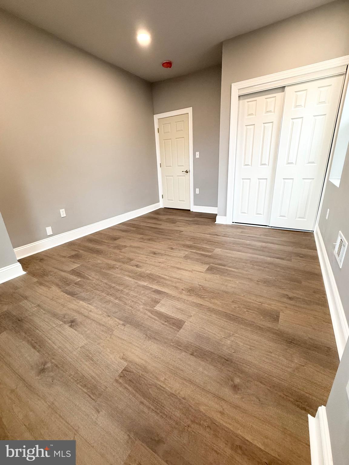 COBBS CREEK - Residential