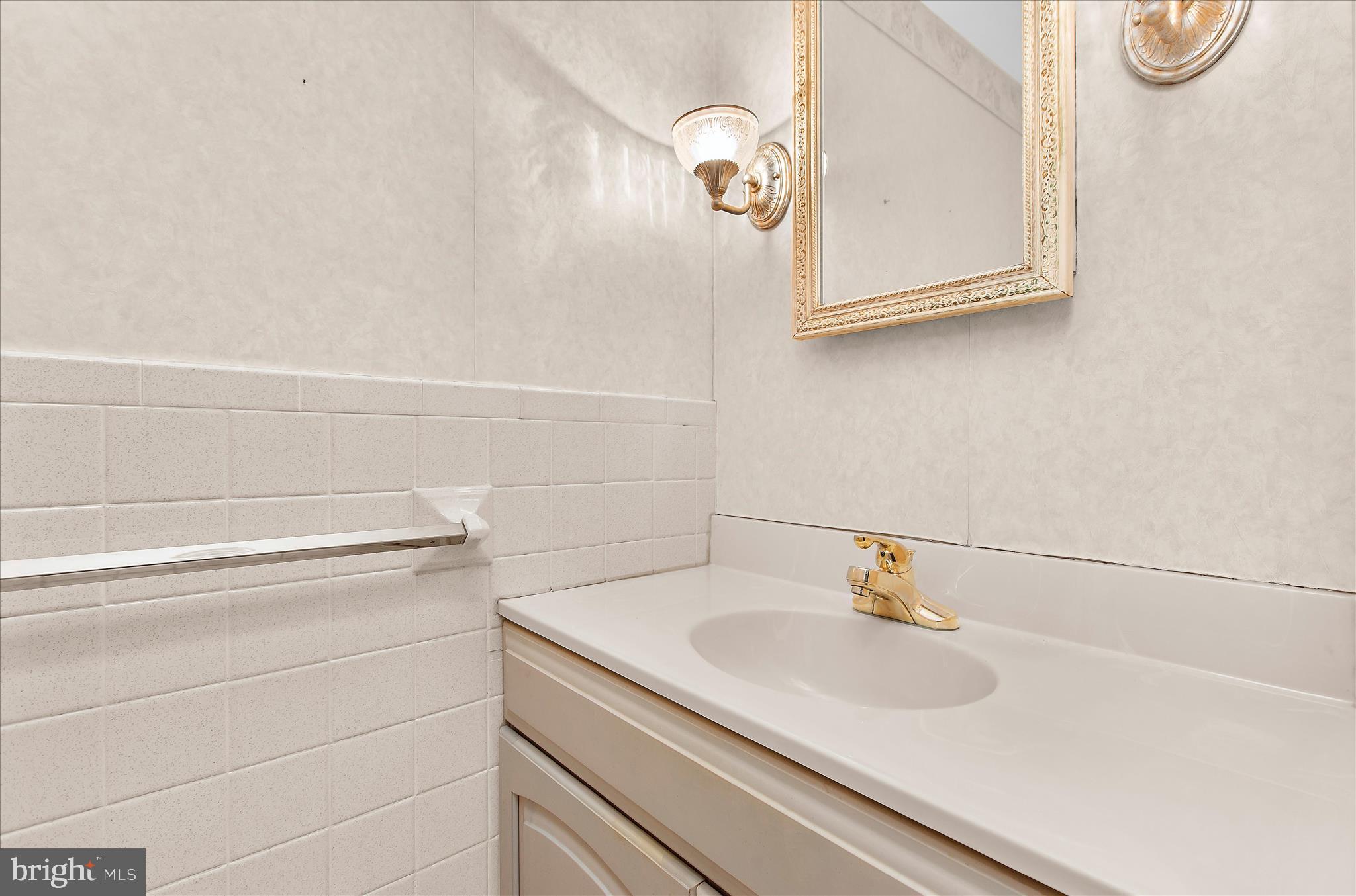 CHARTWELL - Residential