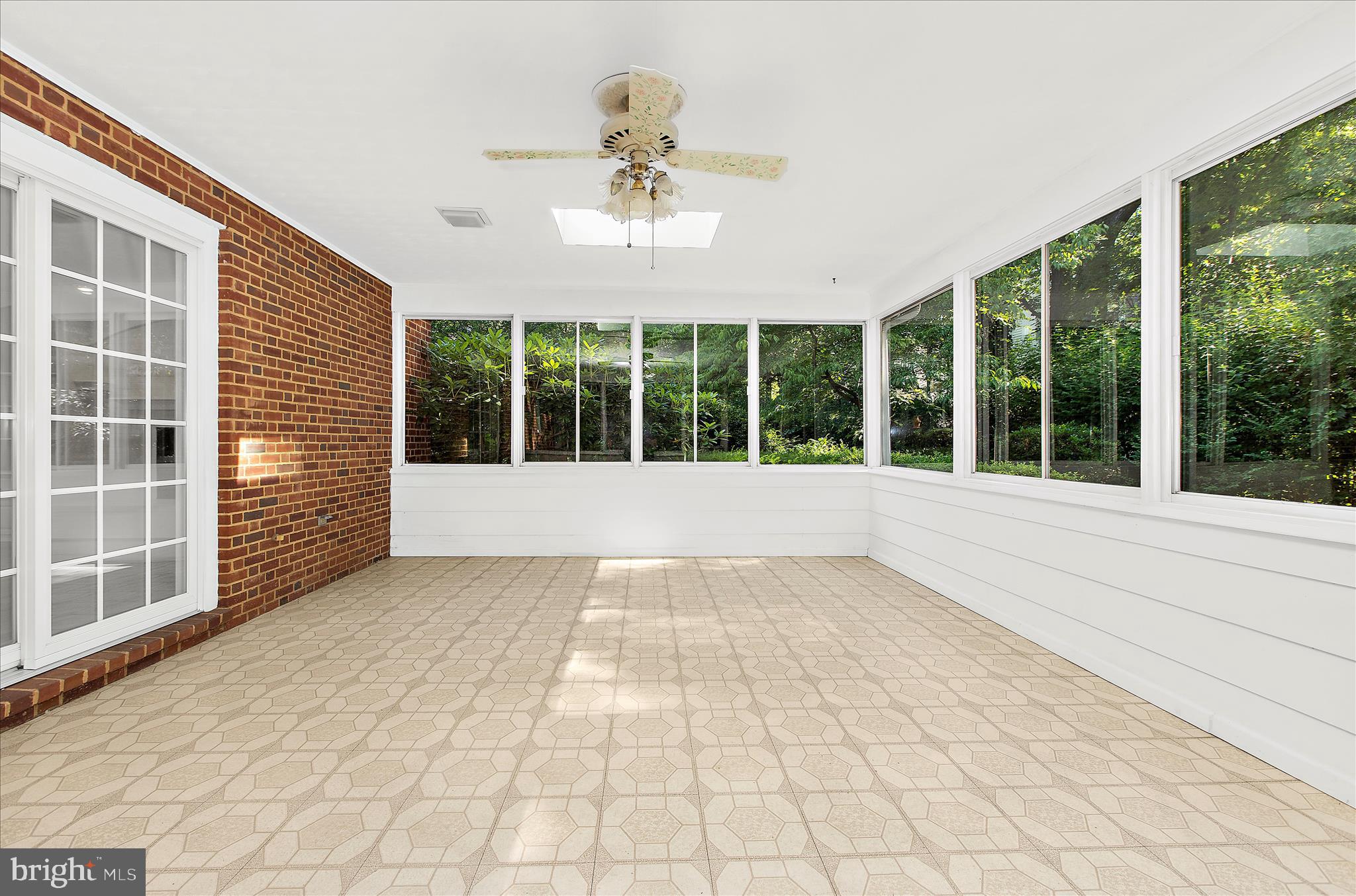 CHARTWELL - Residential