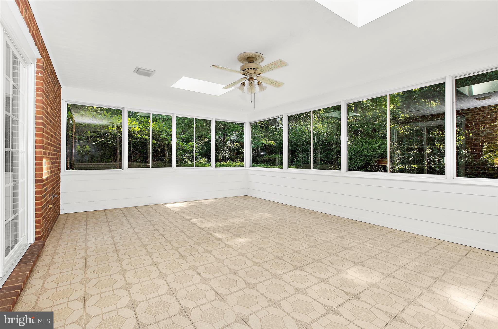 CHARTWELL - Residential