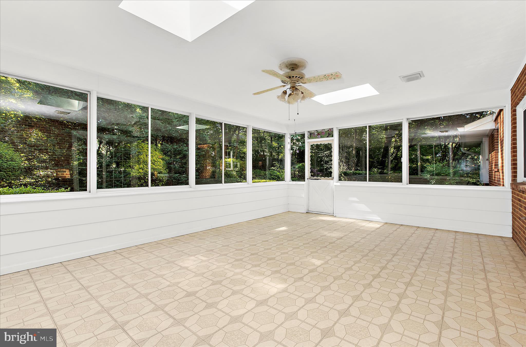 CHARTWELL - Residential
