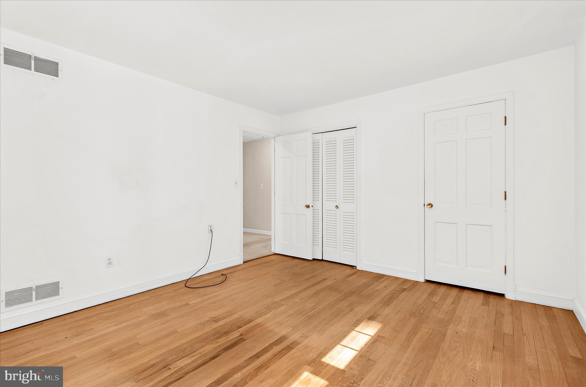 CHARTWELL - Residential