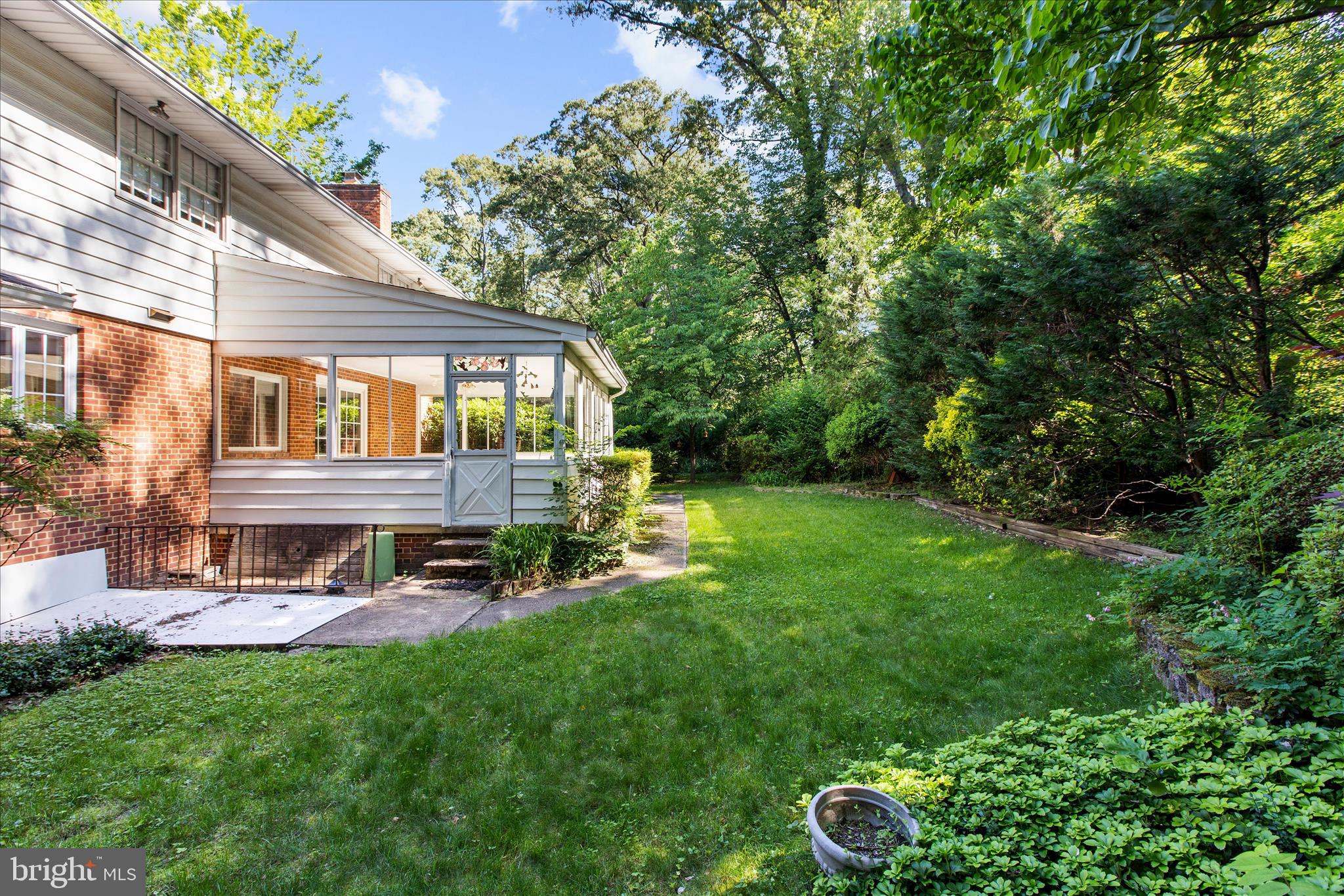 CHARTWELL - Residential
