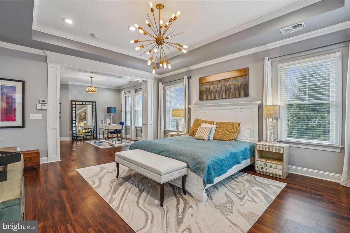 OAKCREST FARMS - Residential