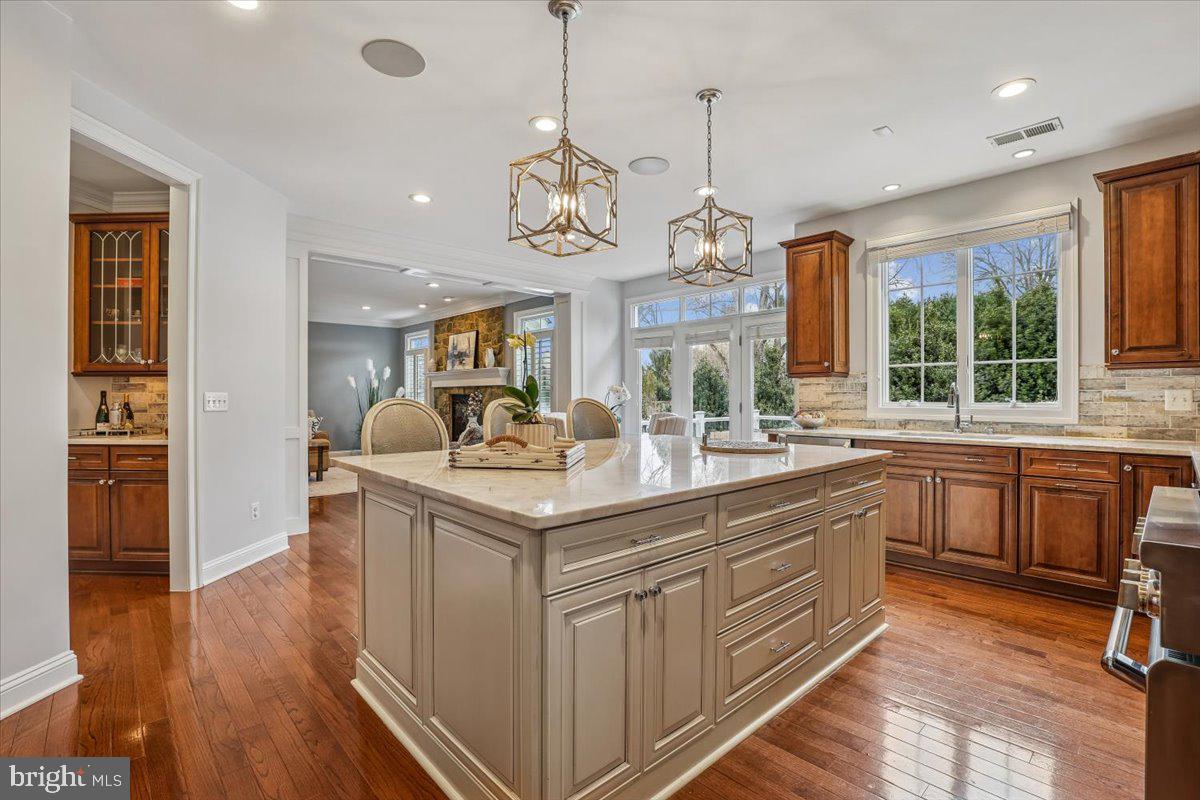 OAKCREST FARMS - Residential